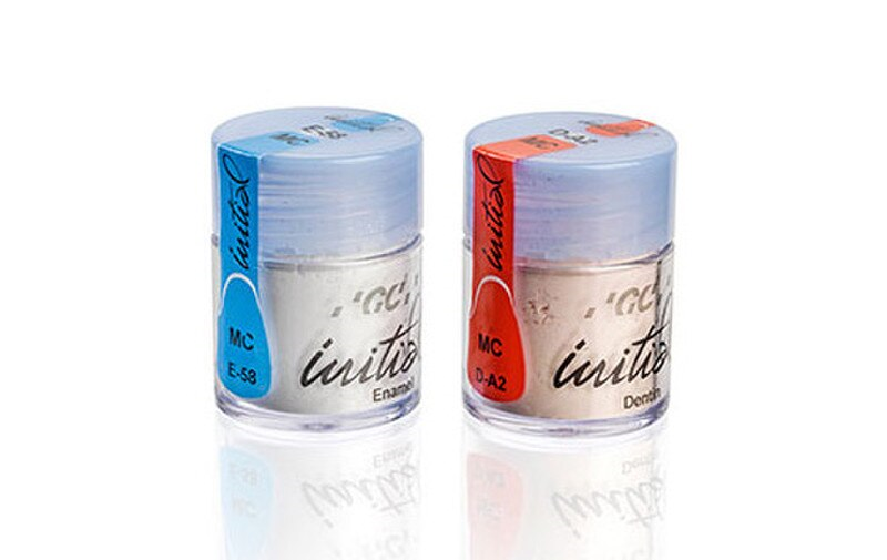GC керамика Initial MC Dentin D-C4   20 g